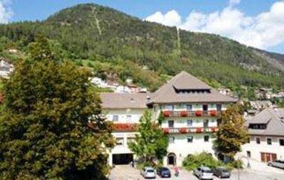 фото отеля Hotel Gasthof Zur Linde Muhlbach