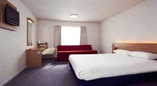 фото отеля Travelodge Hotel Stansted Great Dunmow
