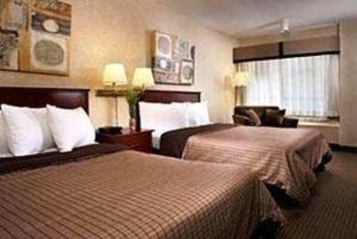 фото отеля Quality Inn University Calgary