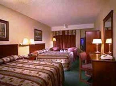 фото отеля Quality Inn University Calgary