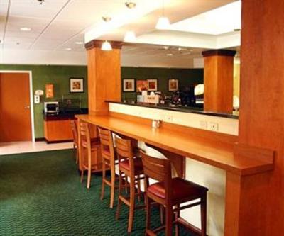 фото отеля Fairfield Inn & Suites Roanoke North