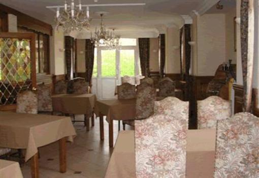 фото отеля Hostellerie De Le Wast Chateau Des Tourelles