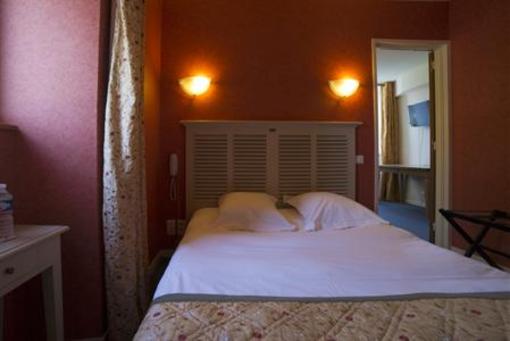 фото отеля Auberge De La Vallee Des Peintres Hotel Carolles