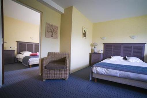 фото отеля Auberge De La Vallee Des Peintres Hotel Carolles