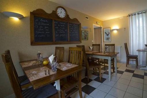 фото отеля Auberge De La Vallee Des Peintres Hotel Carolles