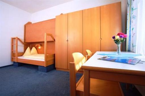 фото отеля Jugendgästehaus Bad Ischl