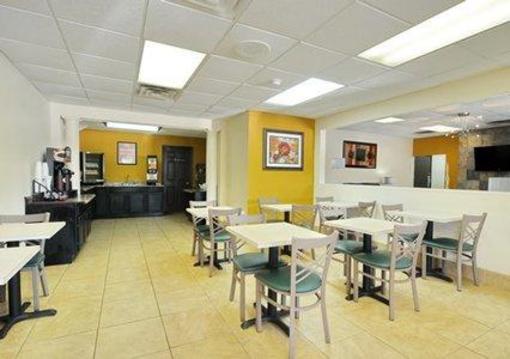 фото отеля Econo Lodge Salisbury
