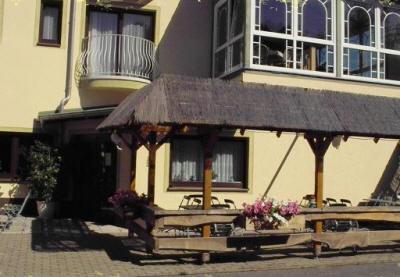 фото отеля Hotel Restaurant Zur Grünen Laube Stollberg
