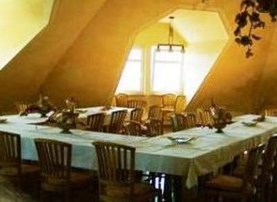 фото отеля Hotel Restaurant Zur Grünen Laube Stollberg