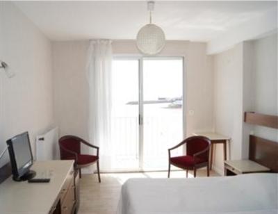 фото отеля Hotel Les Embruns Royan