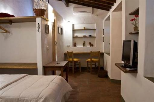 фото отеля Teresita Bed & Breakfast Adrogue