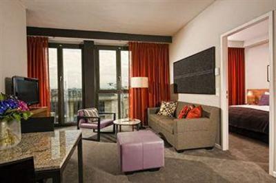 фото отеля Adina Apartment Hotel Frankfurt Neue Oper