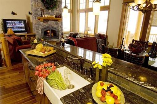 фото отеля Sundance Lodge Kelowna