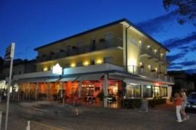 фото отеля Scilla E Cariddi Bed & Breakfast Jesolo