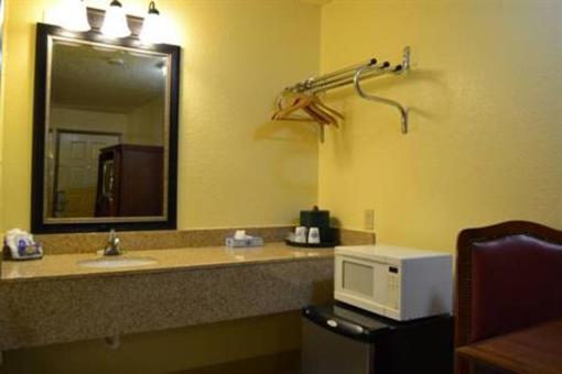 фото отеля Lockhart Inn