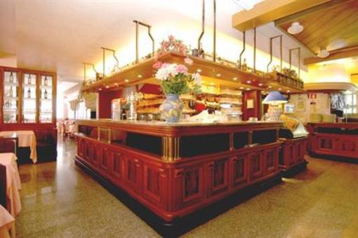 фото отеля Hotel Oasi Lignano Sabbiadoro