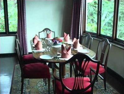 фото отеля White Horse Inn Mutare