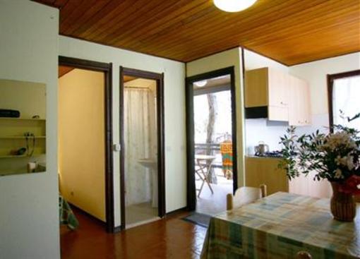 фото отеля Villaggio Camping Punta Lunga