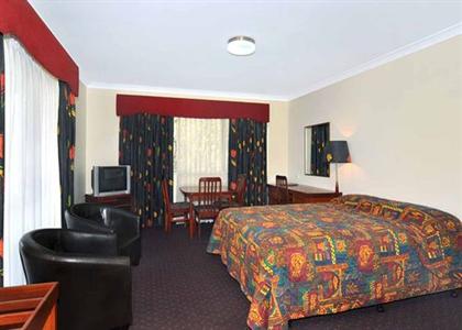фото отеля Comfort Inn Admiral