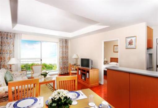фото отеля Karavel House Hotel And Serviced Apartments Si Racha