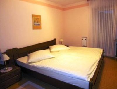 фото отеля Pension-Garni Gruenewald