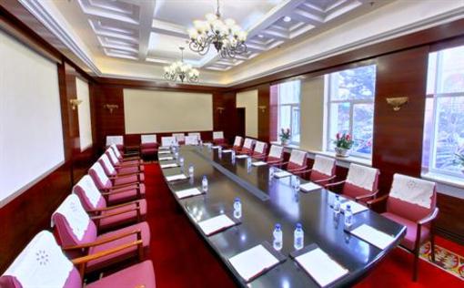 фото отеля Chun Yi Hotel Changchun