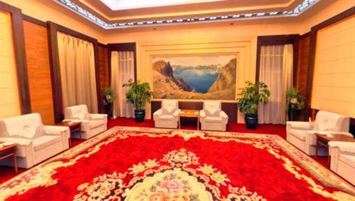 фото отеля Chun Yi Hotel Changchun