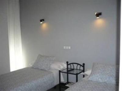 фото отеля Hostal Cibeles