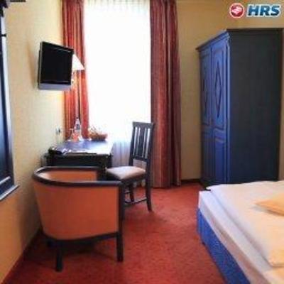 фото отеля Hotel Erbgericht Buntes Haus