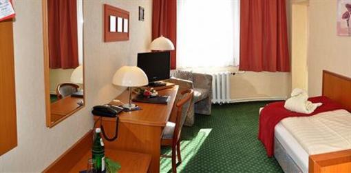 фото отеля Hotel Waldperle