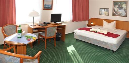 фото отеля Hotel Waldperle