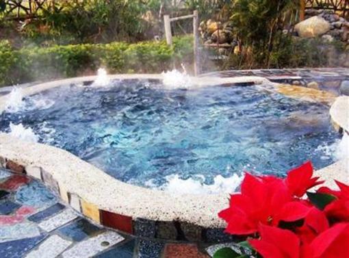 фото отеля Qingxin Mingjiang Hot Spring Resort