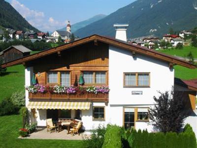 фото отеля Haus Pfeifer Neustift im Stubaital