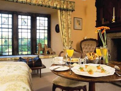 фото отеля Lew Trenchard Manor Hotel