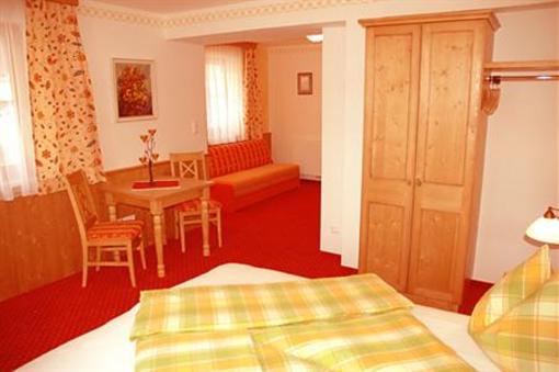 фото отеля Hotel Garni Landhaus Trenkenbach Schladming
