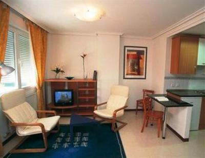 фото отеля Apartamentos San Fermin