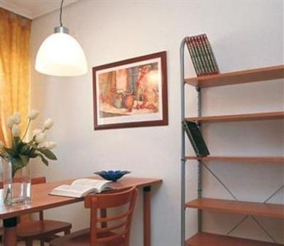 фото отеля Apartamentos San Fermin