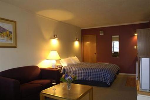фото отеля Lakeview Motel Wanaka