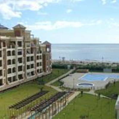 фото отеля Apartamentos Leo Los Cisnes Leo Los Albatros