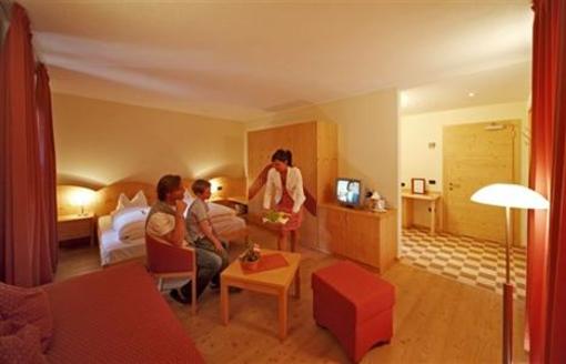 фото отеля Hotel Dolomiten Welsberg-Taisten