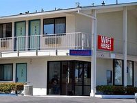 Motel 6 Midvale