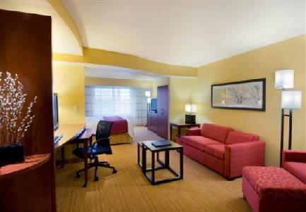 фото отеля Courtyard by Marriott Phoenix West/Avondale