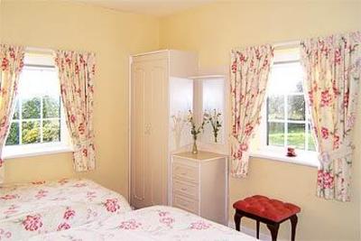 фото отеля Findus Guest House Bed & Breakfast Macroom