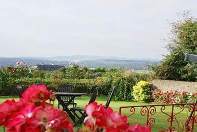 фото отеля Findus Guest House Bed & Breakfast Macroom