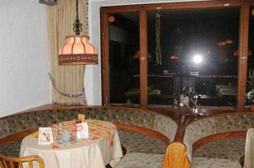 фото отеля Hotel-Cafe Zum Paradies