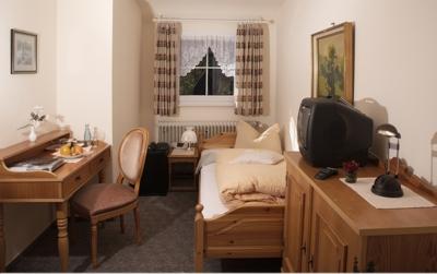 фото отеля Hotel Pension Thome Hinterzarten