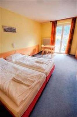 фото отеля Euro Youth Hotel and Krone
