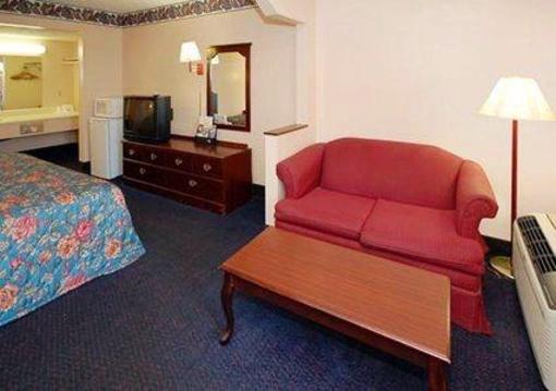 фото отеля Econo Lodge Mcdonough