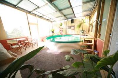 фото отеля Down to Erth B &B