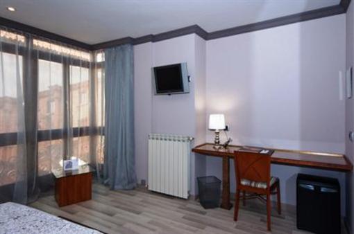 фото отеля Hotel Vetusta